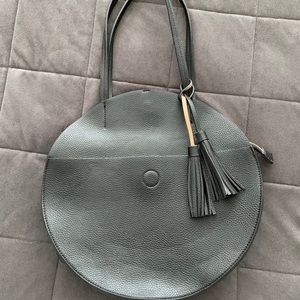 Black circle purse